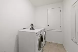 8959 Cascade Price Cir, North Fort Myers, FL 33917 - Photo 13