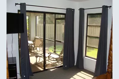 857 Reef Point Cir, Naples, FL 34108 - Photo 11