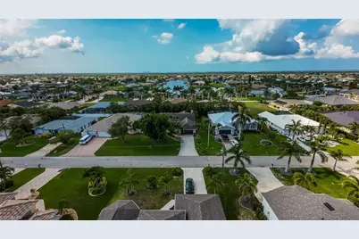 2612 SW 52nd Ter, Cape Coral, FL 33914 - Photo 19