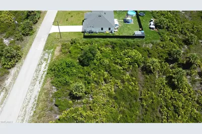 929 Norton Ave S, Lehigh Acres, FL 33974 - Photo 3