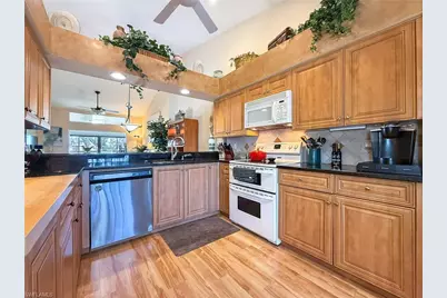 12170 Kelly Greens Blvd #89, Fort Myers, FL 33908 - Photo 7