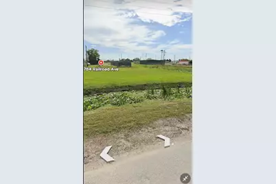 784 Railroad Ave NW, Moore Haven, FL 33471 - Photo 5