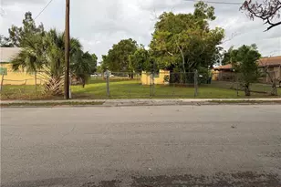 3454 Michigan Ave, Fort Myers, FL 33916 - Photo 7