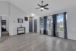 515 SW 9th Ct, Cape Coral, FL 33991 - Photo 7
