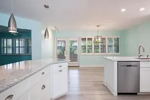 1486 13th Ave N, Naples, FL 34102 - Photo 5