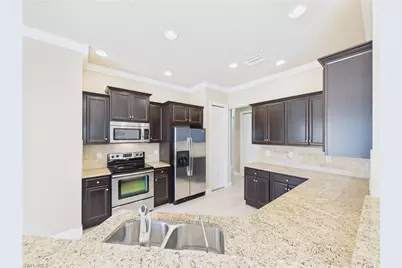 11217 Suffield St, Fort Myers, FL 33913 - Photo 7