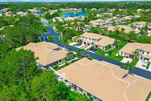 7805 Woodbrook Cir, Naples, FL 34104 - Photo 29