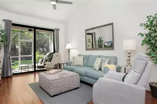 7805 Woodbrook Cir, Naples, FL 34104 - Photo 13