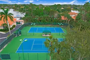 7805 Woodbrook Cir, Naples, FL 34104 - Photo 35