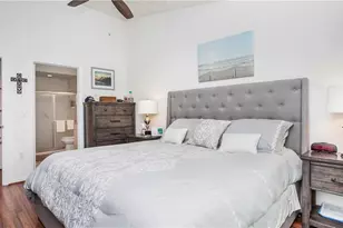 7805 Woodbrook Cir, Naples, FL 34104 - Photo 15