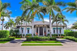 425 Harbour Dr, Naples, FL 34103 - Photo 3