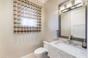 425 Harbour Dr, Naples, FL 34103 - Photo 23