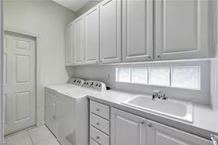 3008 Ellice Way, Naples, FL 34119 - Photo 25