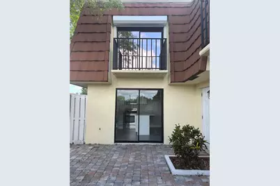 5245 Cedarbend Dr #4, Fort Myers, FL 33919 - Photo 5