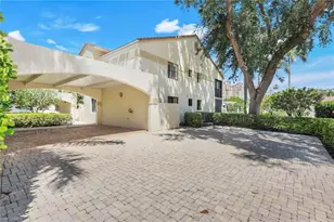 6555 Valen Way, Naples, FL 34108 - Photo 25