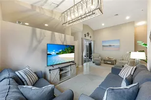 697 Crossfield Cir, Naples, FL 34104 - Photo 5