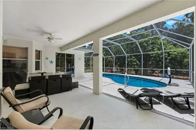 697 Crossfield Cir, Naples, FL 34104 - Photo 17