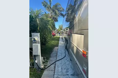 1650 Diamond Lake Cir, Naples, FL 34114 - Photo 7