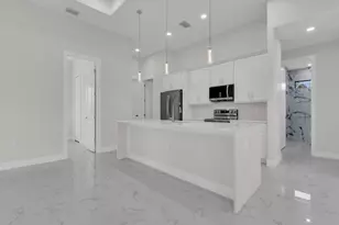 611 Lincoln Ave, Lehigh Acres, FL 33972 - Photo 11