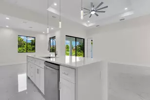 611 Lincoln Ave, Lehigh Acres, FL 33972 - Photo 9