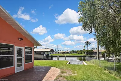 467 Stipe St, North Fort Myers, FL 33903 - Photo 11