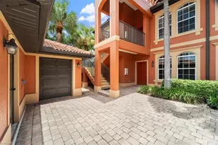 10044 Heather Ln, Naples, FL 34119 - Photo 3