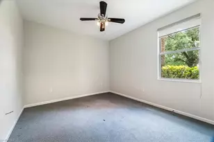 10044 Heather Ln, Naples, FL 34119 - Photo 17