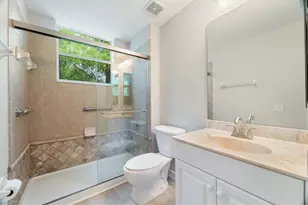 10044 Heather Ln, Naples, FL 34119 - Photo 21