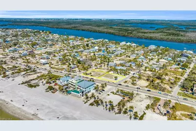 96 Hercules Dr, Fort Myers Beach, FL 33931 - Photo 17
