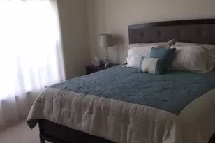 3025 Driftwood Way, Naples, FL 34109 - Photo 5