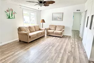 26270 Queen Mary Ln, Bonita Springs, FL 34135 - Photo 9