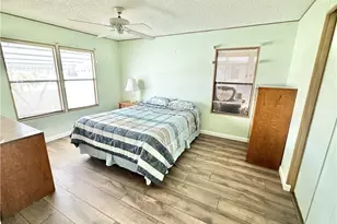 26270 Queen Mary Ln, Bonita Springs, FL 34135 - Photo 15