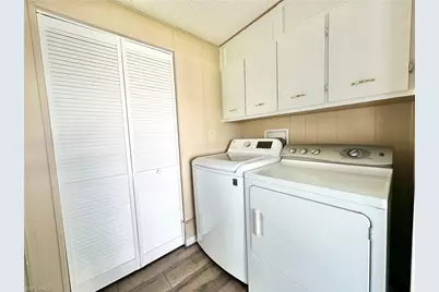 26270 Queen Mary Ln, Bonita Springs, FL 34135 - Photo 19