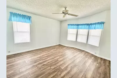 26270 Queen Mary Ln, Bonita Springs, FL 34135 - Photo 13
