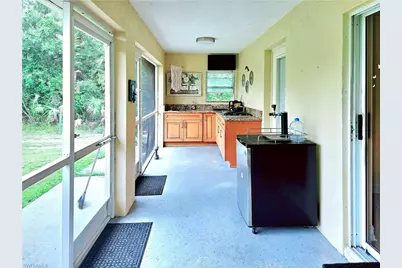 2640 4th Ave NE, Naples, FL 34120 - Photo 19