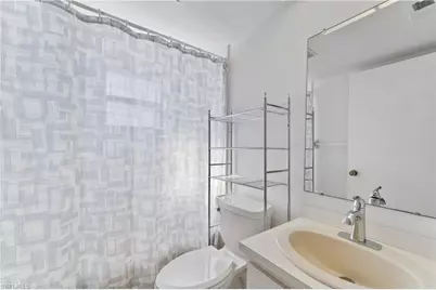 642 SE 13th Pl #5, Cape Coral, FL 33990 - Photo 7
