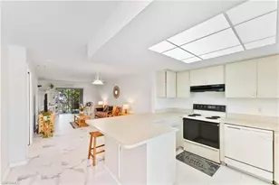 642 SE 13th Pl, Cape Coral, FL 33990 - Photo 13