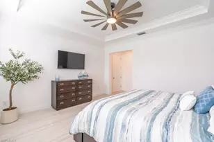 16364 Viansa Wy, Naples, FL 34110 - Photo 13