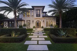 167 4th St N, Naples, FL 34102 - Photo 1