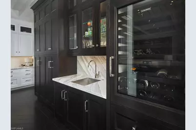 167 4th St N, Naples, FL 34102 - Photo 9