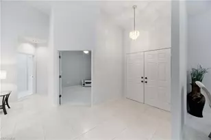 816 Turkey Oak Ln, Naples, FL 34108 - Photo 5