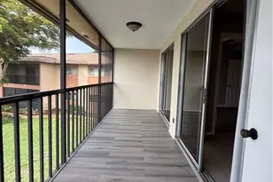 6492 Royal Woods Dr, Fort Myers, FL 33908 - Photo 9