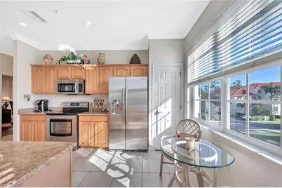 4844 Hampshire Ct #201, Naples, FL 34112 - Photo 5