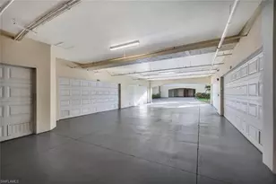 4844 Hampshire Ct, Naples, FL 34112 - Photo 29