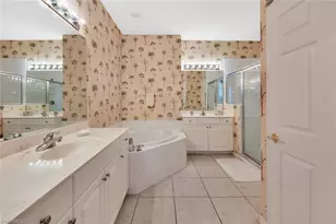 4844 Hampshire Ct, Naples, FL 34112 - Photo 19