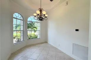 5071 Coral Wood Dr, Naples, FL 34119 - Photo 5