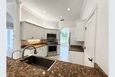 5071 Coral Wood Dr, Naples, FL 34119 - Photo 13