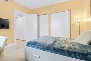 3000 Oasis Grand Blvd, Fort Myers, FL 33916 - Photo 21