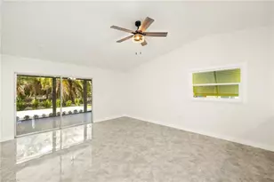 1672 Atlanta Plaza Dr, Sanibel, FL 33957 - Photo 9