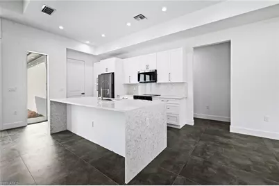 3324 27th Ave NE, Naples, FL 34120 - Photo 7